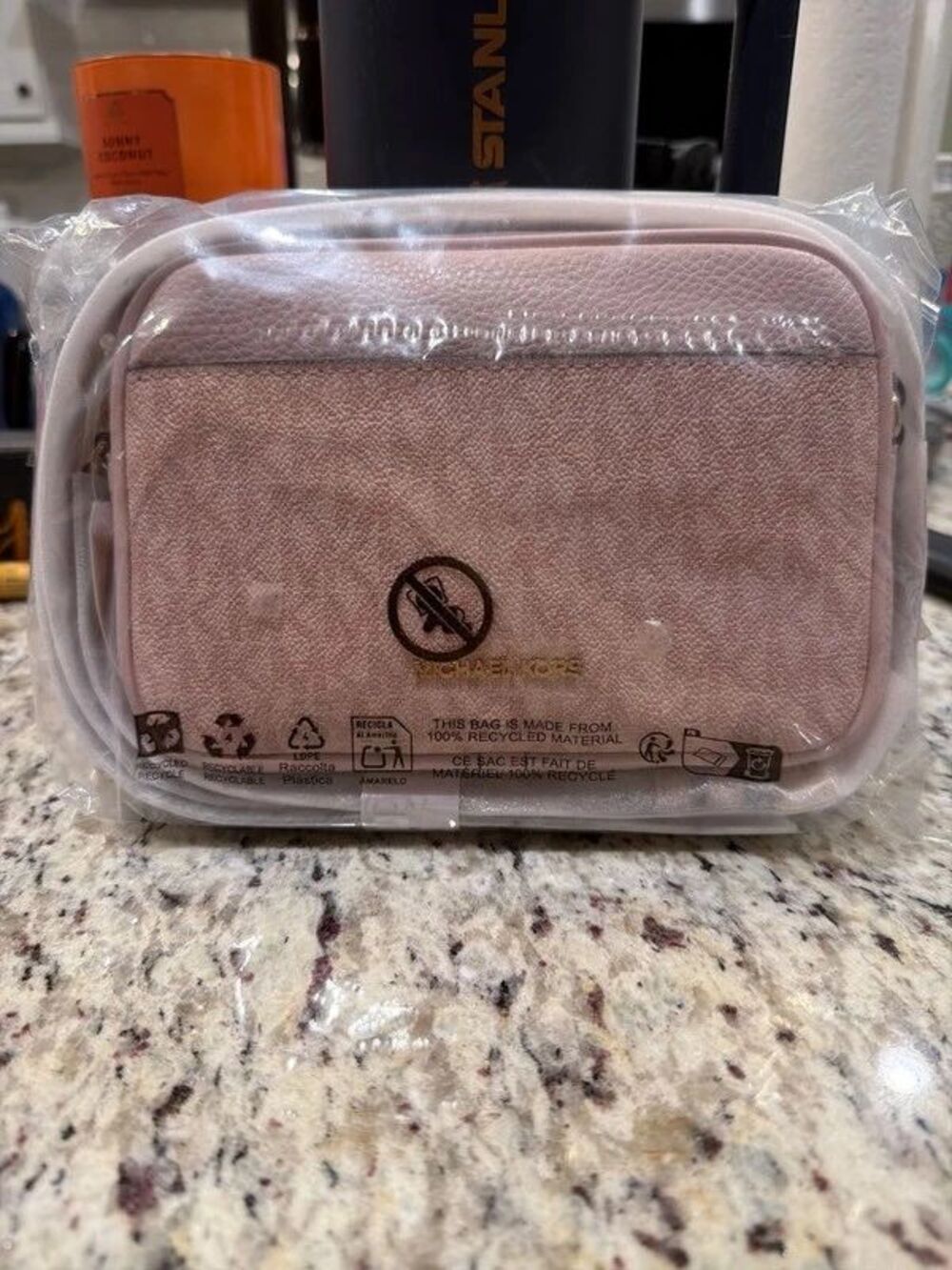 NIB Michael Kors jet set travel